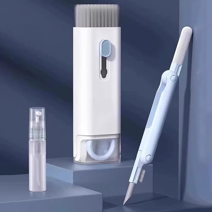 ⭐️⭐️⭐️ 257 Avis. Brosse de nettoyage multifonction. Pack "Éclat Total" 7-en-1 : Redonnez une Vie Neuve à votre Téléphone, iPhone et Laptop en 2 Minutes !